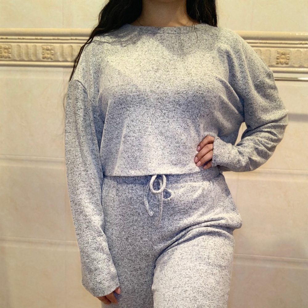 2 PCs set pajama